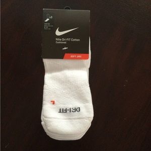 Nike Dri-FIT Cotton Cushioned Low Cut Socks (3pk) Size L